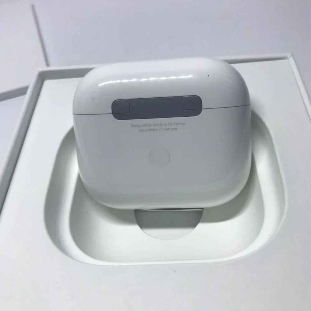 Apple AirPods 3rd Generation With Wireless Charging Case ‎MME73AM/A